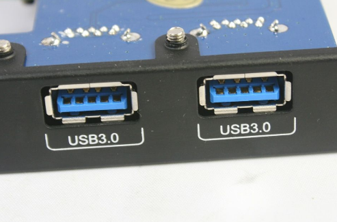 USB 3.0的理论传输速度是多少？USB 3.0比USB 2.0快多少？