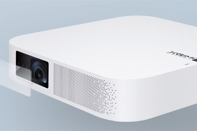 极米无屏电视Z6预售开启 搭载超实用的自动对焦+梯形校正功能