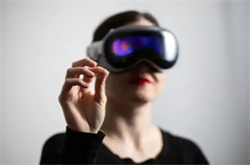 AR眼镜市场爆发!16家A股巨头加速布局,最新动向曝光