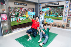6.13开启狂欢！海信电视全国首家世界杯主题店，解锁球迷终极观赛地