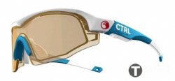 Ctrl One智能眼镜：根据光环境自动变色