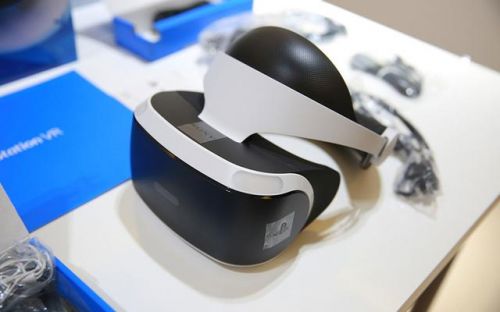 VR旺季销售开战，OLED面板供应量成出货最大瓶颈