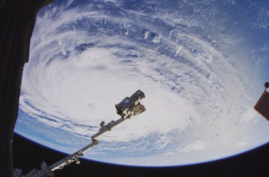 NASA发布首个太空8K视频：展示宇航员太空工作